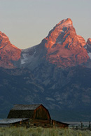 - Moulton Barn and the Teton Range at First Light, Grand Teton NP -